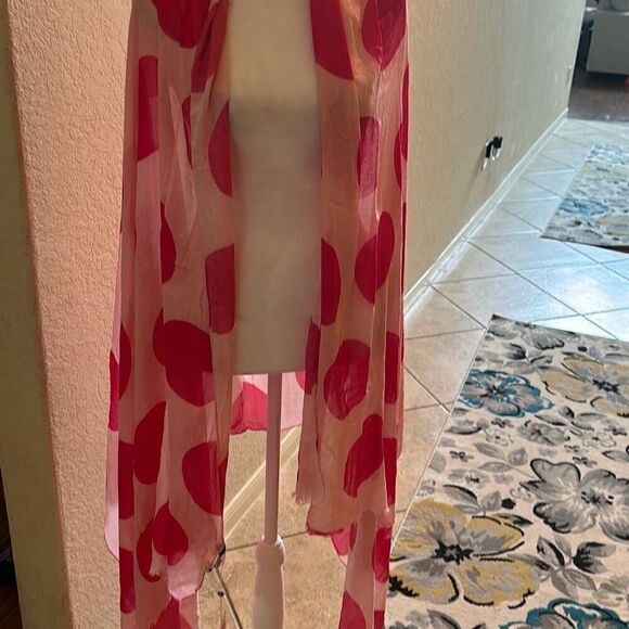 Wildfox Women's Large Dot Scarf Pink Polkadot Lightweight Fringe Edge Barbiecore - Picture 7 of 8